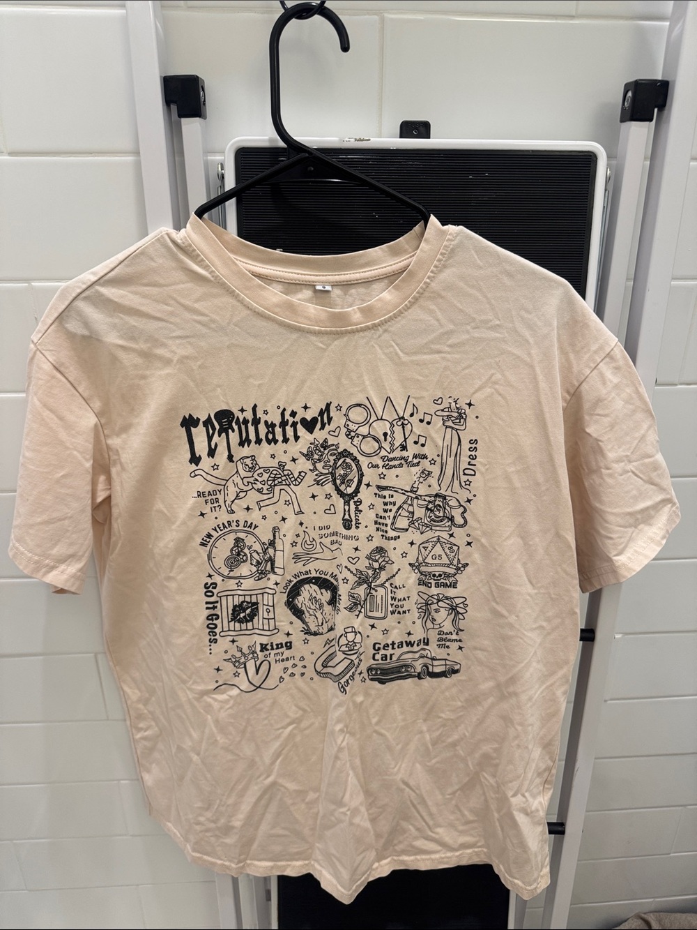 Graphic tee, men’s small